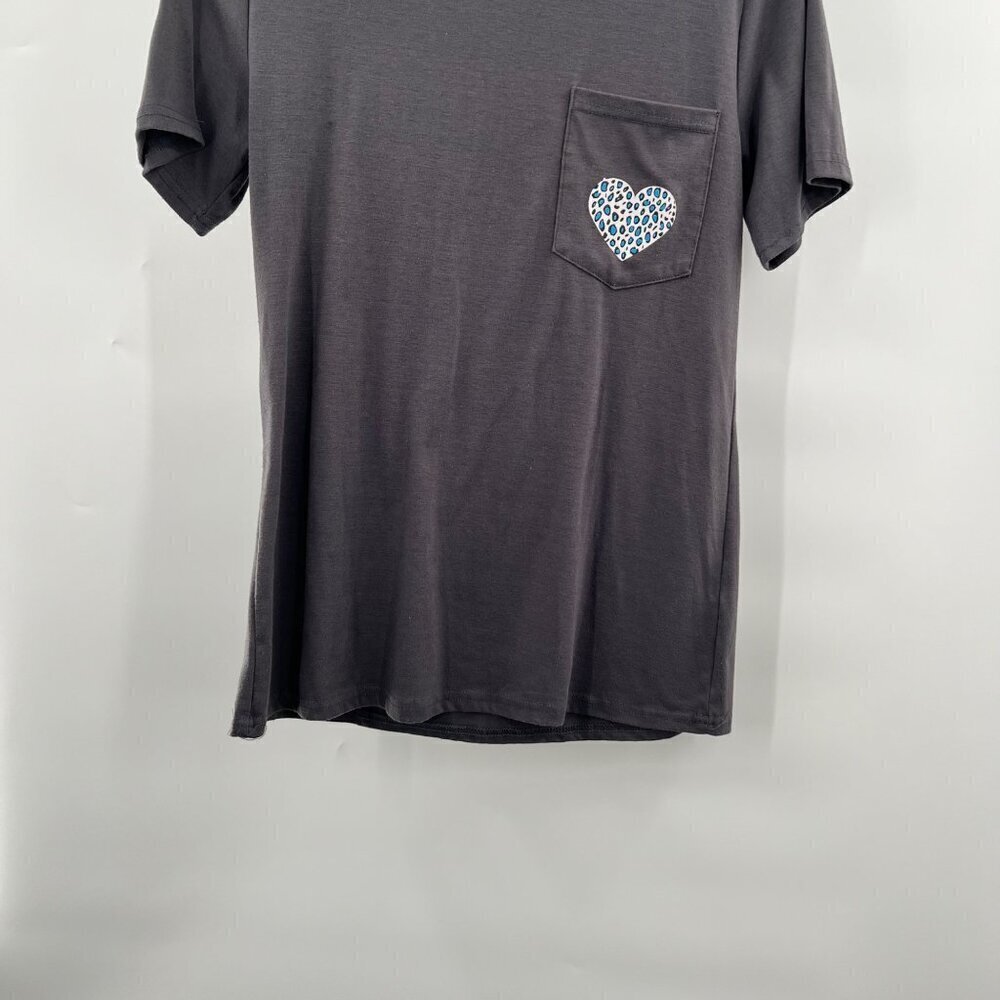 C Women's Short Sleeve Heart Pocket T-Shirt Black/White Size Small - Picture 7 of 8